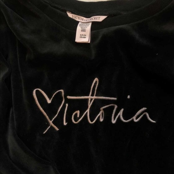 Victoria’s Secret sweater - open back in suede material - Picture 2 of 3
